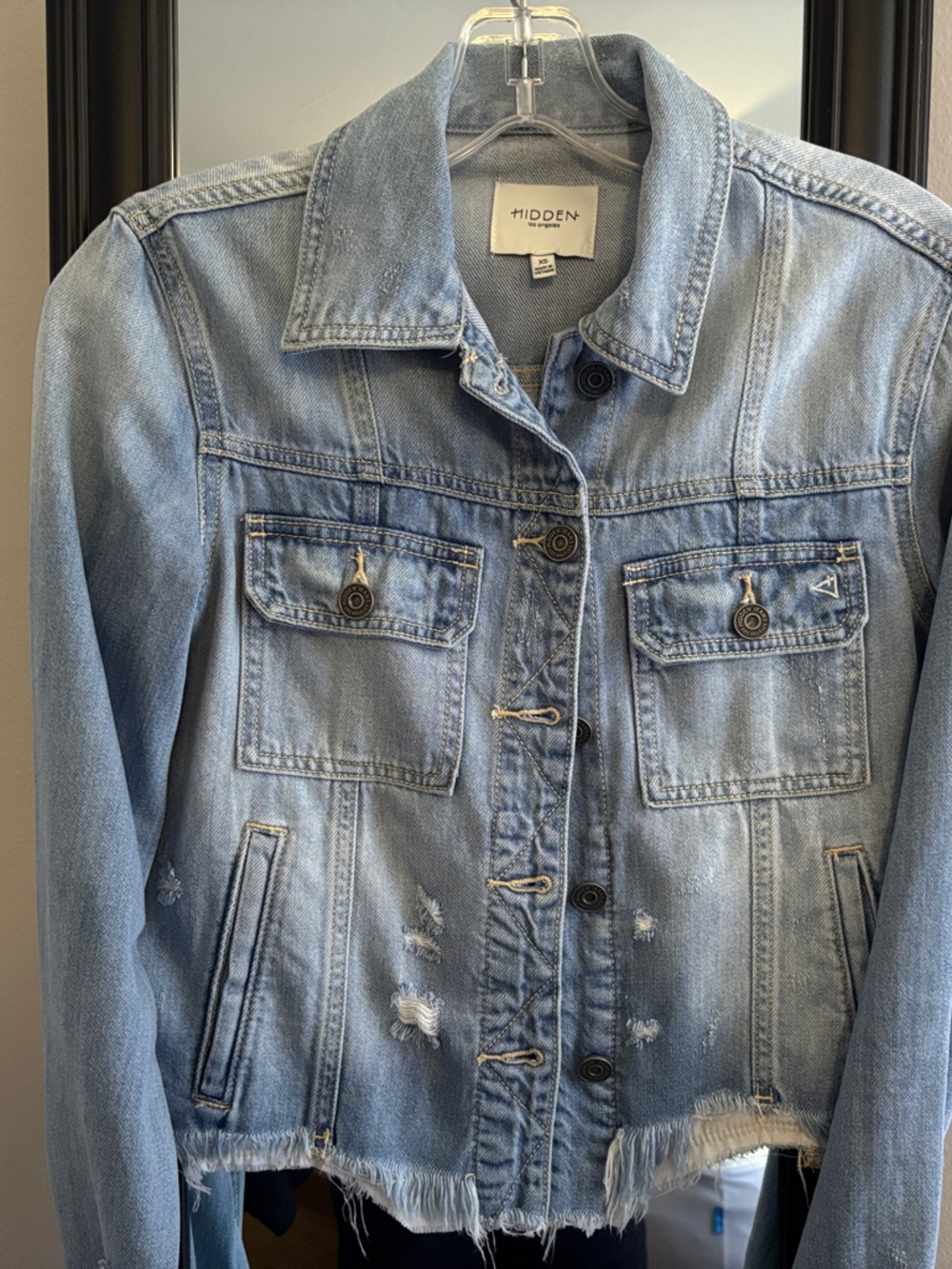 Women’s Hidden Cropped Frayed Light Blue Jean Jacket